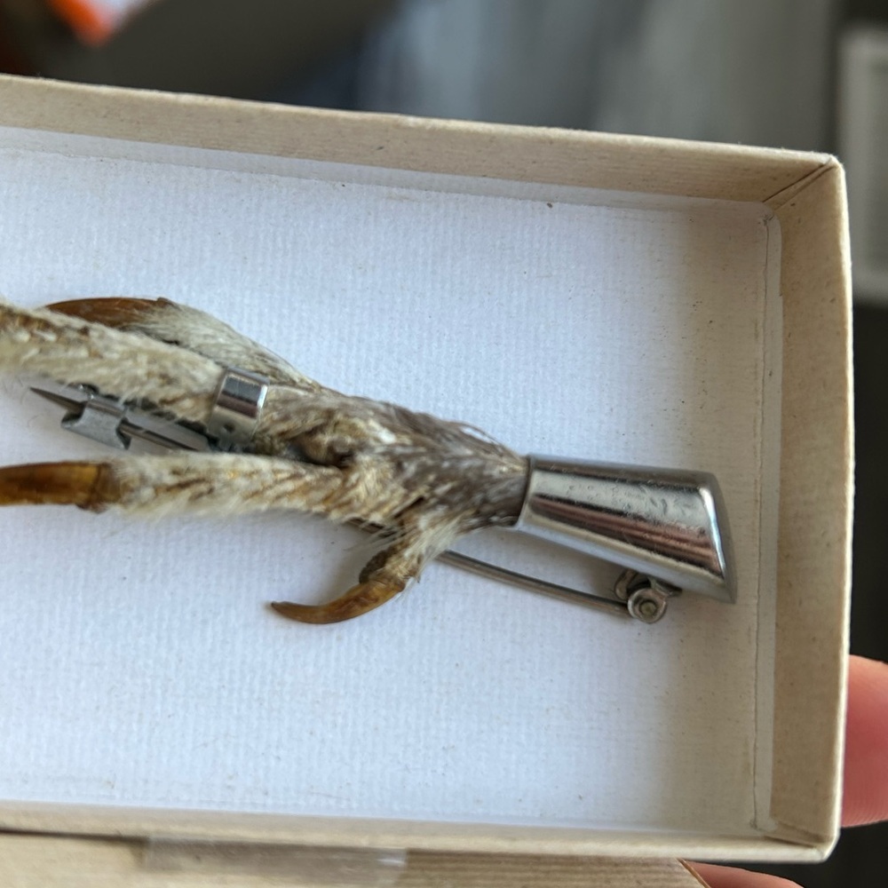 Lucky goose foot quilt vintage pin brooch 🪿 - Picture 3 of 9